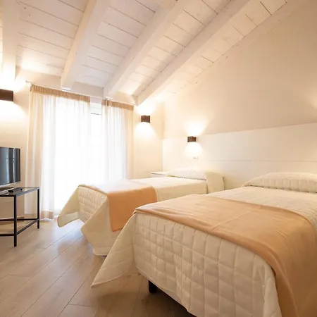 Villino Micol A Due Passi Dal Mare Marina Di Carrara