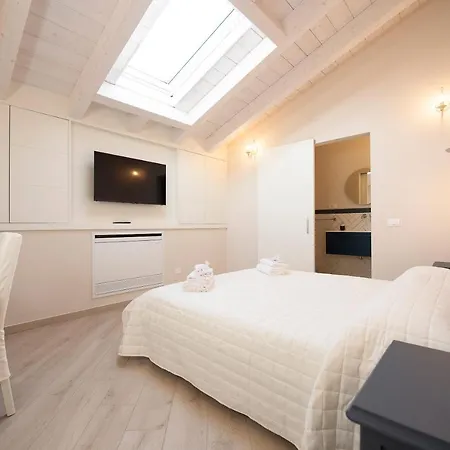 Bed & Breakfast Villino Micol A Due Passi Dal Mare