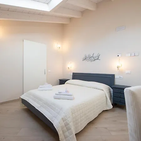Bed & Breakfast Villino Micol A Due Passi Dal Mare